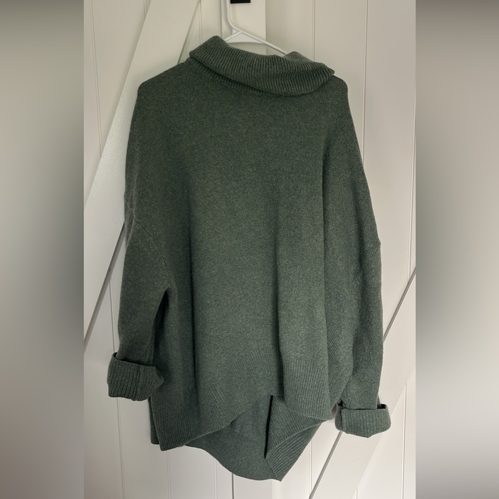 H&M turtle Neck Sweater